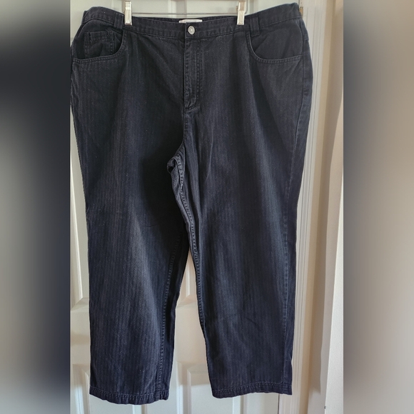 C J BANKS BLACK TEXTURED JEANS PLUS SIZE 22W INSEAM 27" Elastic Waist - Picture 1 of 7